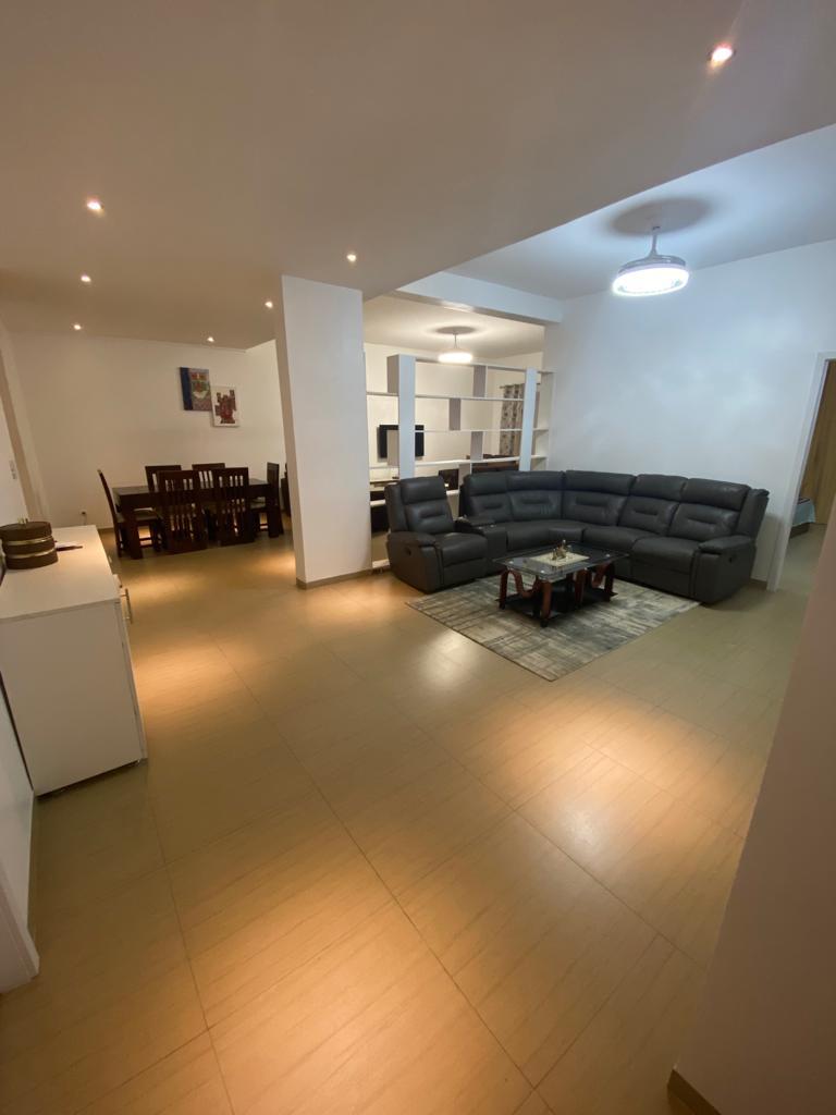 Grand appartement meublé à louer à la Cité Ataya
