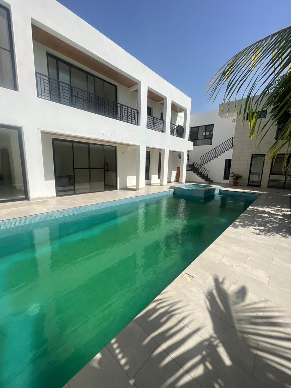 Villa avec piscine à louer